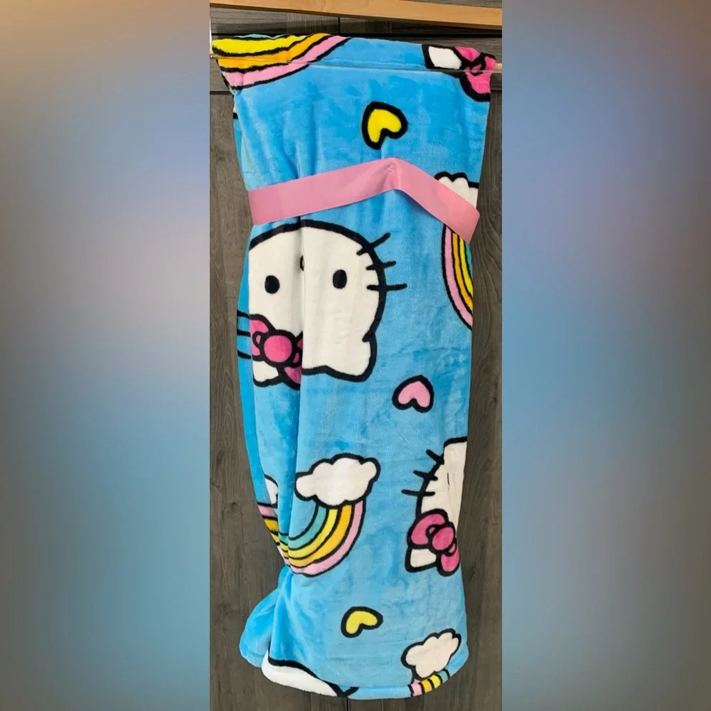 New Hello Kitty & Rainbows Bright Blue Plush 60 x 70 Throw Blanket With Tag